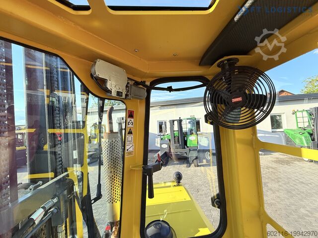 Négymenetes targoncá Combilift C3000 GAS TRIPLEX 7600MM FREE-LIFT