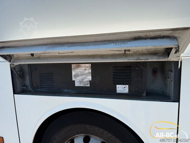 Autocar de turism MERCEDES-BENZ Tourismo RHD-M, 57 Sitze