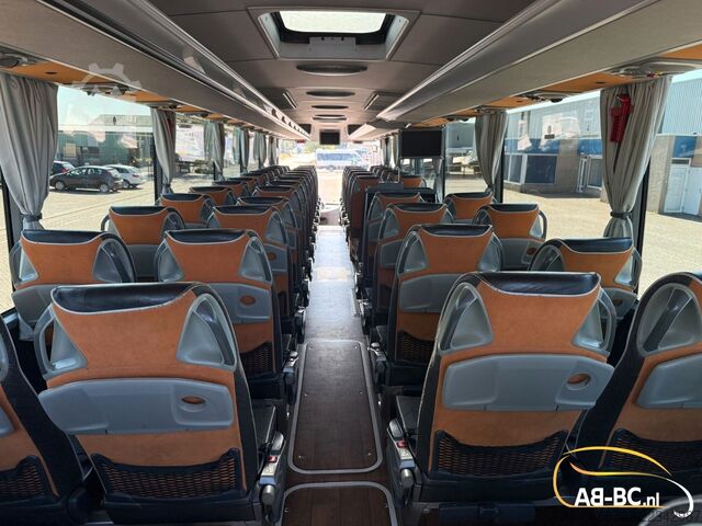 Autocar de turism MERCEDES-BENZ Tourismo RHD-M, 57 Sitze