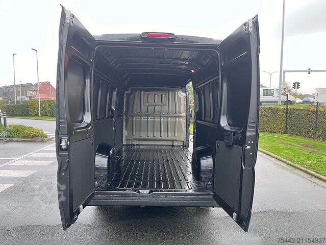Furgon blaszak Fiat Ducato F5284 L4H2 3,5T Diesel 180pk Automaat