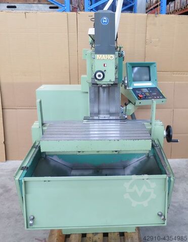 Toolroom milling machine MAHO MH500 W1