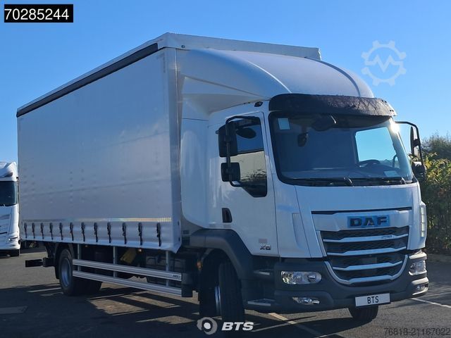 Valníkový nákladní automobil s plachtou DAF XB 290 4X2 FA VDC 16t - Curtainsider Junge