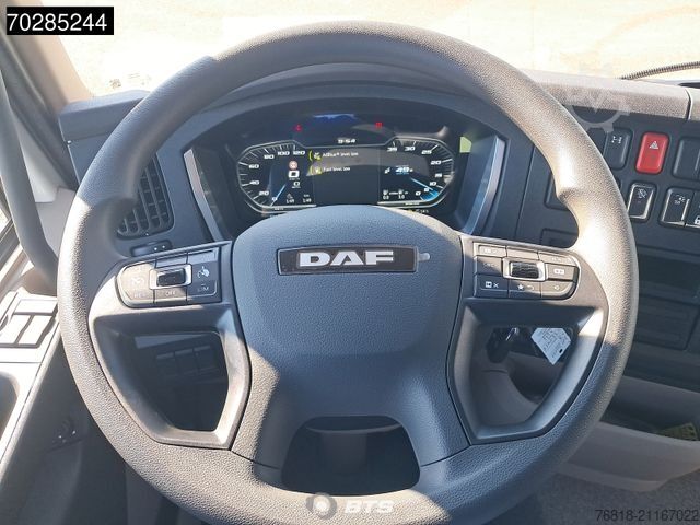 Valníkový nákladní automobil s plachtou DAF XB 290 4X2 FA VDC 16t - Curtainsider Junge