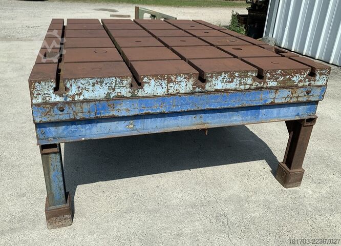 Gietijzeren bed Taque fonte rainurée - Floor Plate 2300 x 1900 x 200 mm