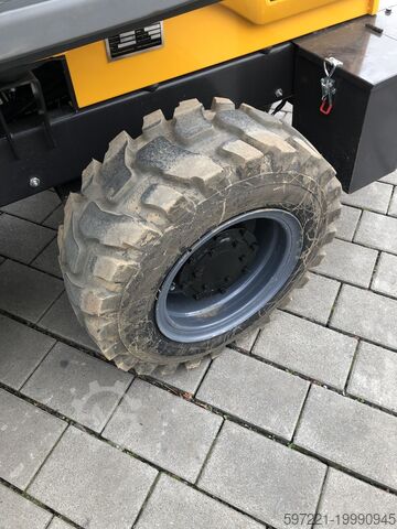 Kerekes rakodók [div] MP-l300 ( Machpro )