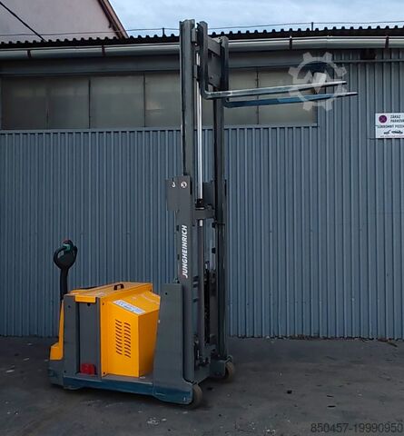 Palletstapelaars Jungheinrich EJG112 batt2024/ 2019y/ 12478mh/ 2.5m/ tilt