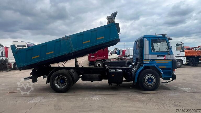  Scania 93 - 220 (MANUAL PUMP / POMPE MANUELLE / MANUAL...