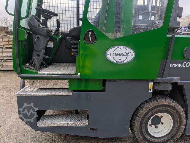 Wózek widłowy czterokierunkowy Combilift C6000