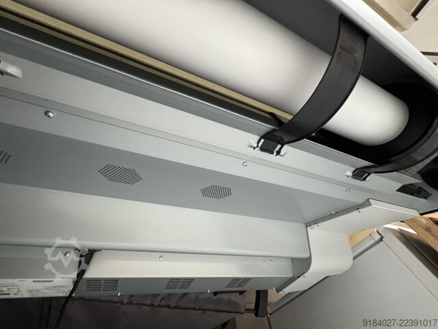 Stampante digitale Epson 9900 Pro mit Spectro-Proofer (X-Rite)