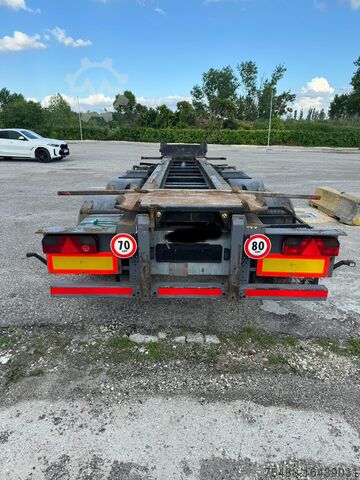 Rimorchio a gancio C.I.R. 153 SCARRABILE 3 ASSI CON 12 GOMME