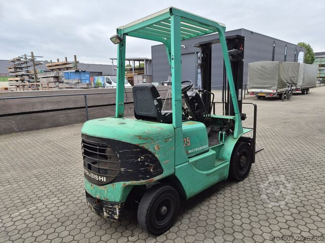 Gaffeltruck Mitsubishi FD25K, 2.5ton, S4S Diesel Engine
