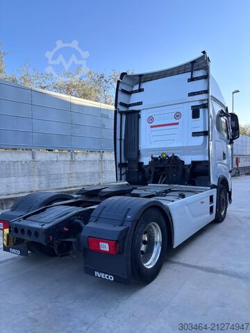 Standard nyergesvontató Iveco S-WAY 570 euro 6-E  ufficiale Italia