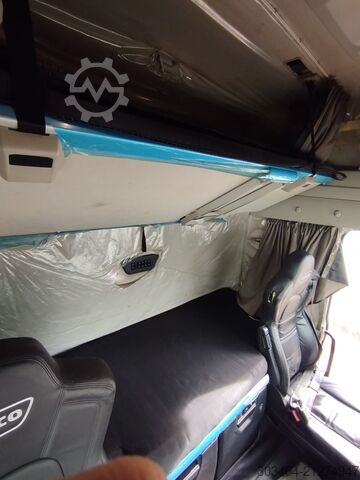 Standard nyergesvontató Iveco S-WAY 570 euro 6-E  ufficiale Italia