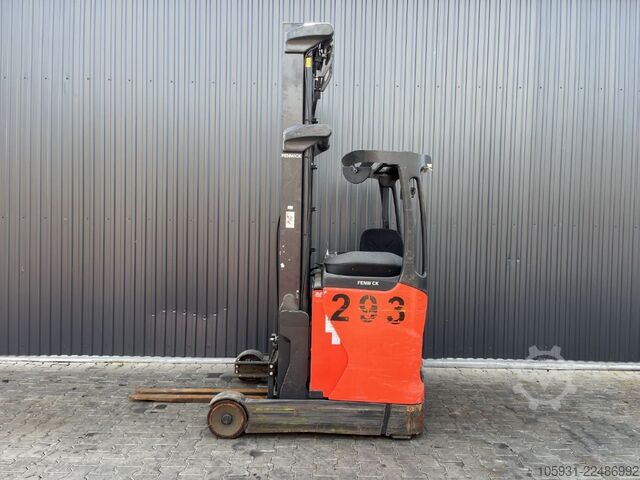 Wózek reach truck Linde R12B-01