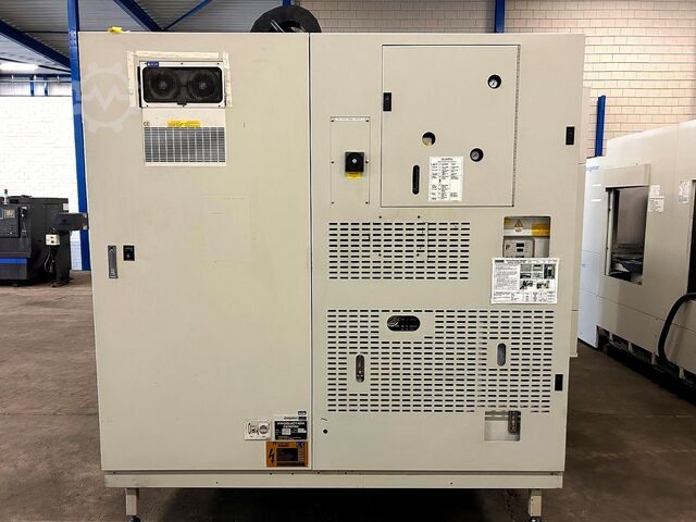 Verticaal bewerkingscentrum 3x Bridgeport XR 700 HMC