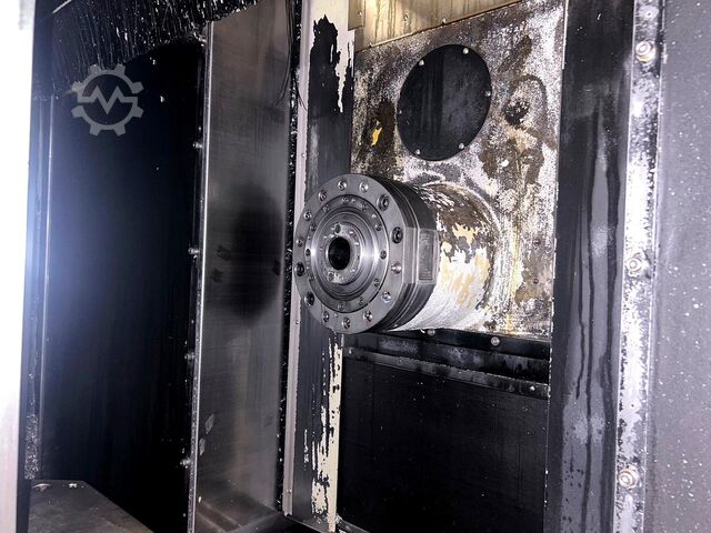 Verticaal bewerkingscentrum 3x Bridgeport XR 700 HMC