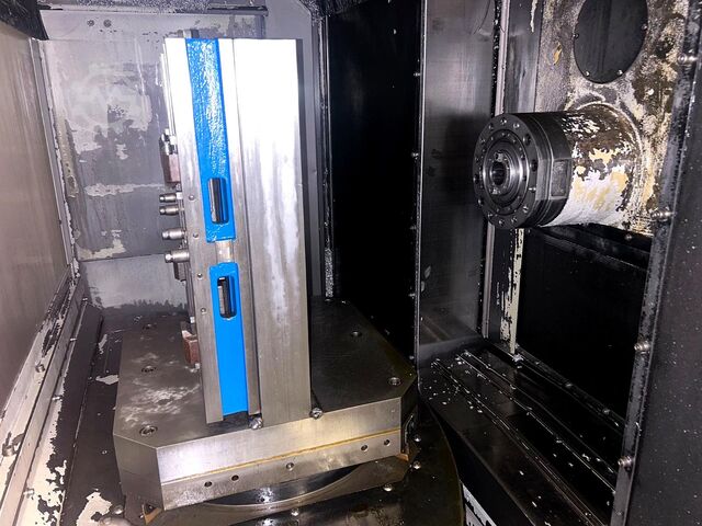 Verticaal bewerkingscentrum 3x Bridgeport XR 700 HMC