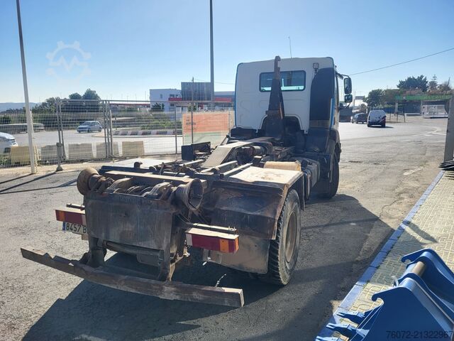 Φορτηγό ανυψωτικό με γάντζο για κοντέινερ Renault Kerax 18.270