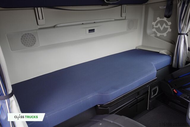 τυπική μονάδα τράκτορα VOLVO FH 500 Globetrotter XL