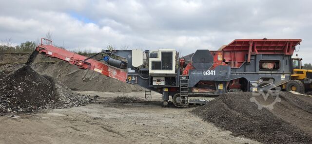 Trituradora de mandíbulas móvil sobre orugas Sandvik QJ341 jaw crusher