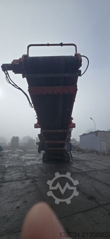 Trituradora de mandíbulas móvil sobre orugas Sandvik QJ341 jaw crusher