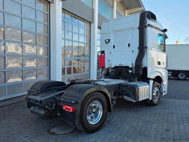 Standard-SZM Mercedes-Benz Actros 1846 LS Hydraulik, ADR, 2 x Nebenantrieb