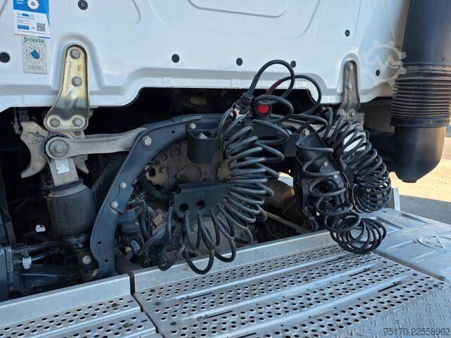 Standard-SZM Mercedes-Benz Actros 1846 LS Hydraulik, ADR, 2 x Nebenantrieb