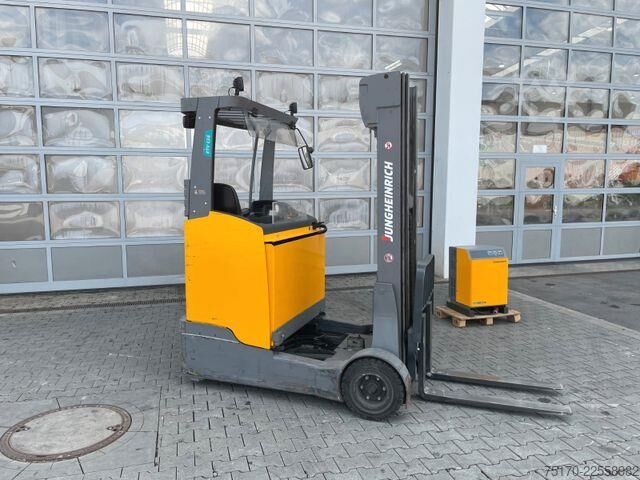 Reachtruck Jungheinrich ETV C16 / Triplex 5.72m / SS / nur 3.112h / 2016