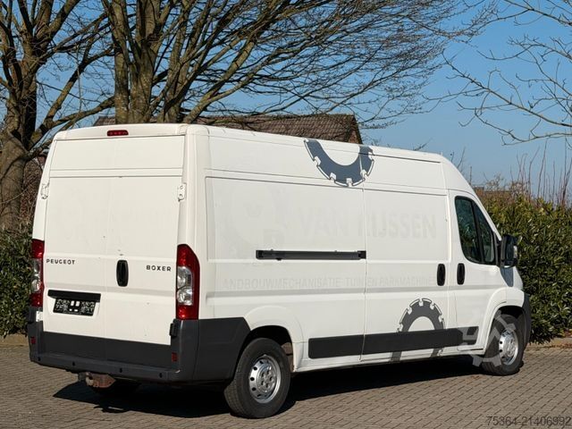 Minibusz PEUGEOT Boxer 3.0 HDiF Maxi Klima Ahk Motor in Notlauf