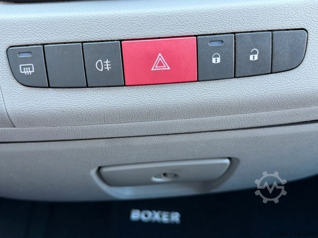 Minibusz PEUGEOT Boxer 3.0 HDiF Maxi Klima Ahk Motor in Notlauf