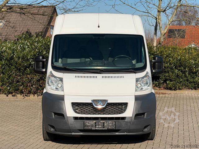Minibusz PEUGEOT Boxer 3.0 HDiF Maxi Klima Ahk Motor in Notlauf