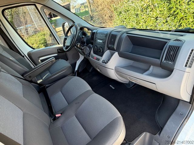 Magas tetős furgon PEUGEOT Boxer 3.0 HDiF Maxi Klima Ahk Motor in Notlauf