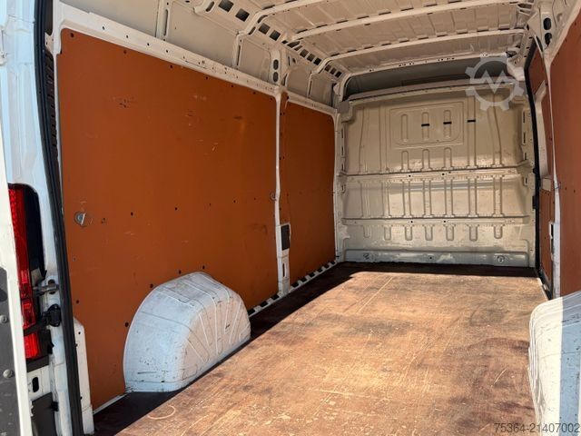 Magas tetős furgon PEUGEOT Boxer 3.0 HDiF Maxi Klima Ahk Motor in Notlauf