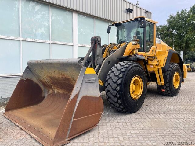 Kerekes rakodó Volvo L 180 H        2015