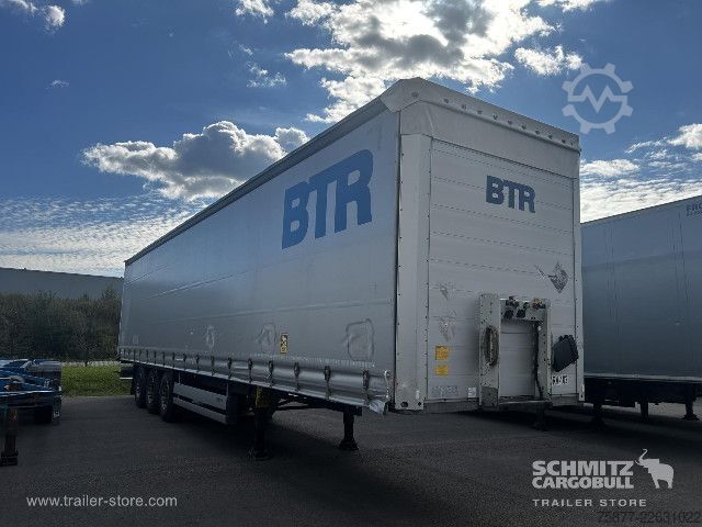 Semi-reboque aberto com lona Schmitz Cargobull Curtainsider Standard