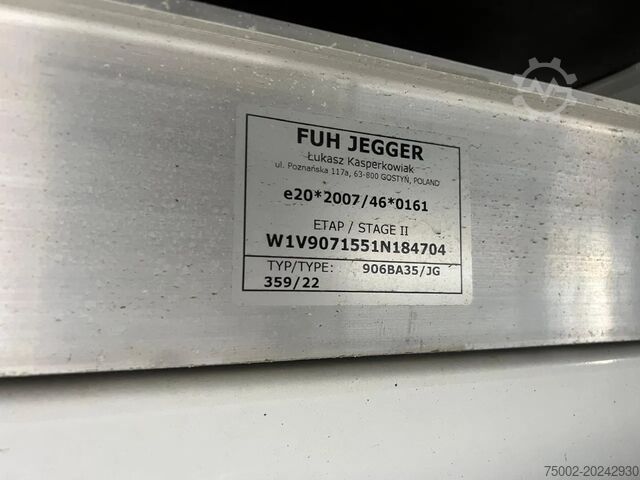 Skříňová nástavba JEGGER UNUSED CLOSED BOX + DAUTEL TAILLIFT (750KG)
