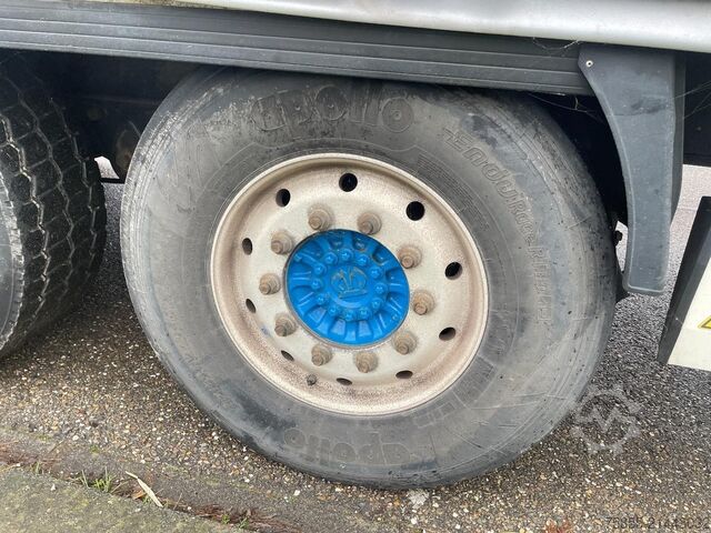 Presenninger, der kan skubbes Krone N/A Curtainside / Liftaxle / 2T D`Hollandia Lif...