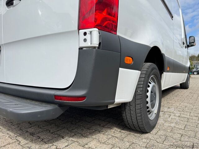 Højt tag varevogn MERCEDES-BENZ 211 CDI Sprinter III Kasten L2 Hoch WIE NEU