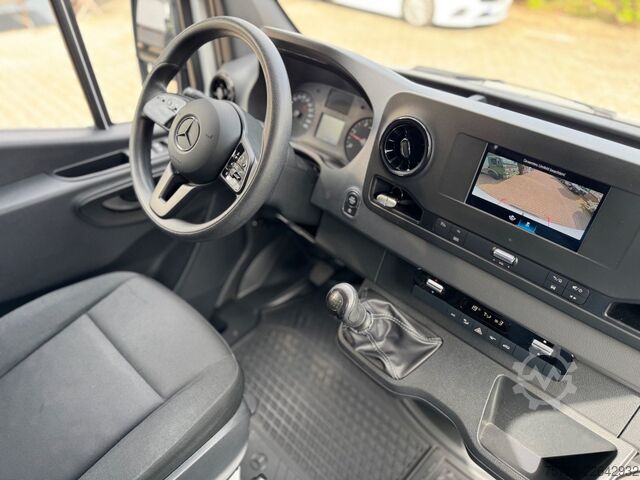 Magas tetős furgon MERCEDES-BENZ 211 CDI Sprinter III Kasten L2 Hoch WIE NEU