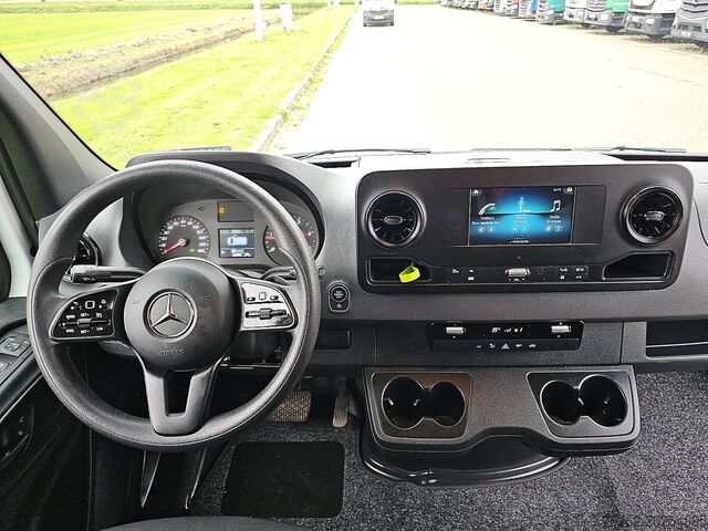 Kuffert MERCEDES-BENZ SPRINTER 315 Bakwagen Laadklep!