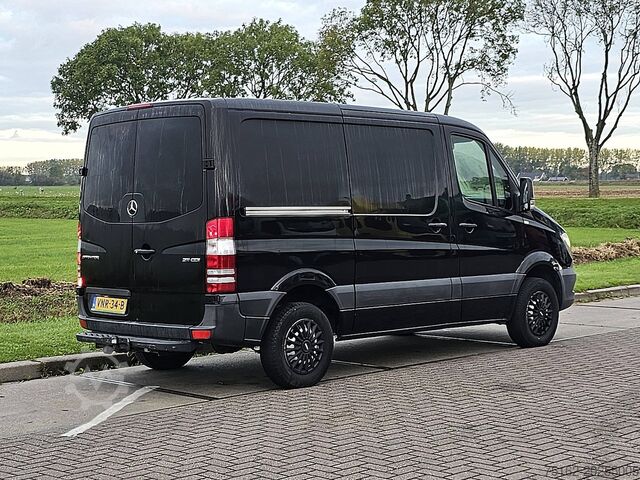 Bestelauto MERCEDES-BENZ SPRINTER 211 L1H1 Trekhaak Euro6