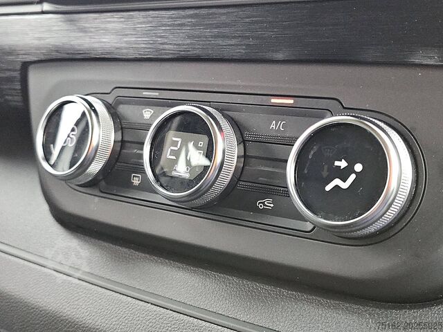 Carrinha de tejadilho alto RENAULT TRAFIC 2.0 DCI L2 Dubbel Cabine NAP
