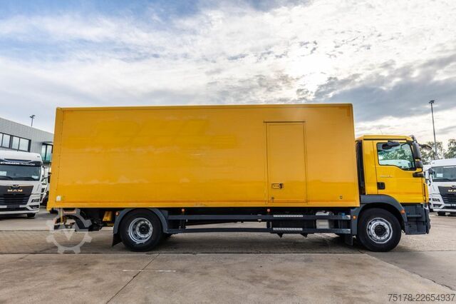Mala MAN TGM 18.250 BL + DHOLLANDIA 2T.