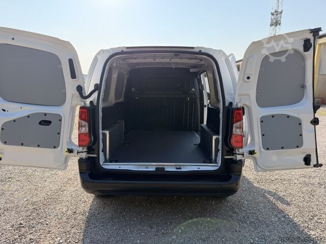 Furgão longo FIAT Doblo Kastenwagen XL 1.5 Klima Kamera