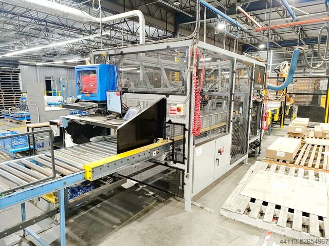 Linha de embalamento com caixa de cartão ROBOPAC + AUTOMATECH + KUKA ROBOPAC, Model Orbit 12