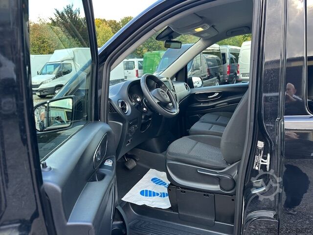 Microbuz Mercedes-Benz Vito Tourer 114 CDI Pro 4x4 lang 9-Sitze