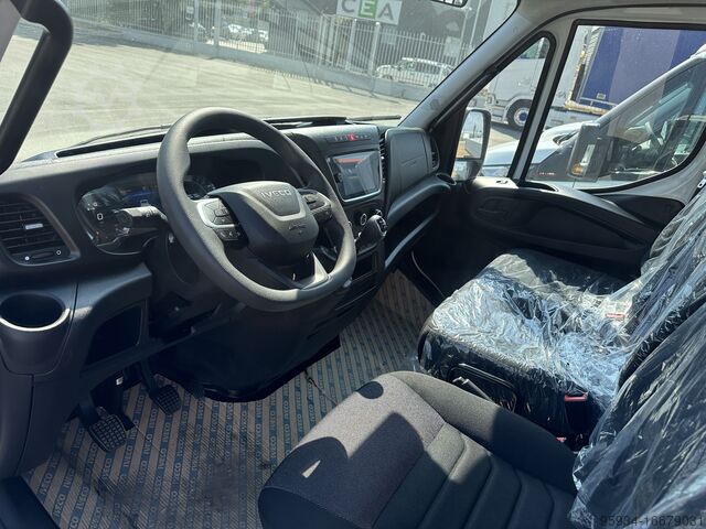 Flatbed kamion Iveco Daily 35-160 3.0 cc Model year 2024