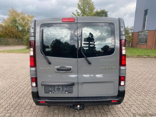Panelová dodávka RENAULT Trafic Kastenwagen Doppelkabine  *Ahk*Pdc*Klima*