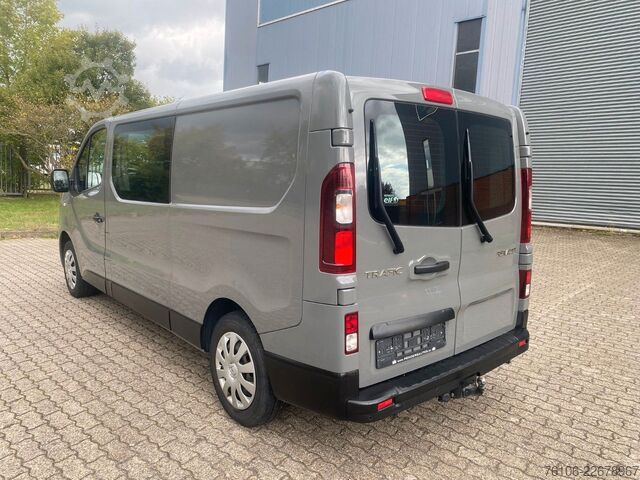 Panelová dodávka RENAULT Trafic Kastenwagen Doppelkabine  *Ahk*Pdc*Klima*