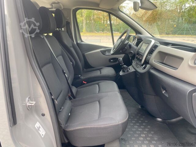 Panelová dodávka RENAULT Trafic Kastenwagen Doppelkabine  *Ahk*Pdc*Klima*